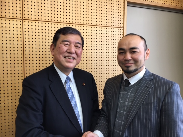 本物は優しい顔