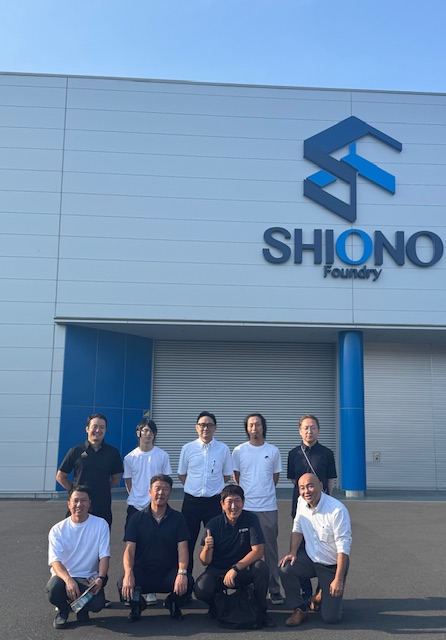 わくわくしている武村鋳造所メンバー